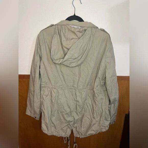 Jacket - Picture 2 of 3